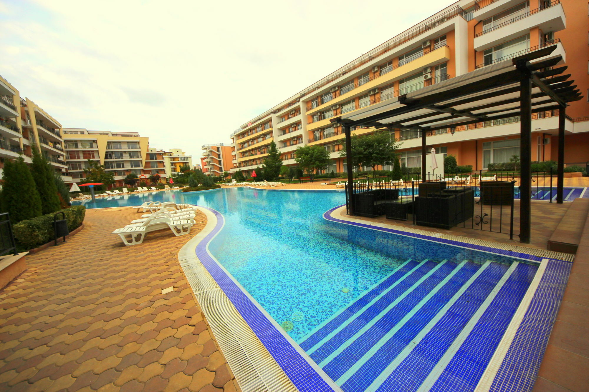 Menada Grand Kamelia Apartments Sunny Beach Exterior foto